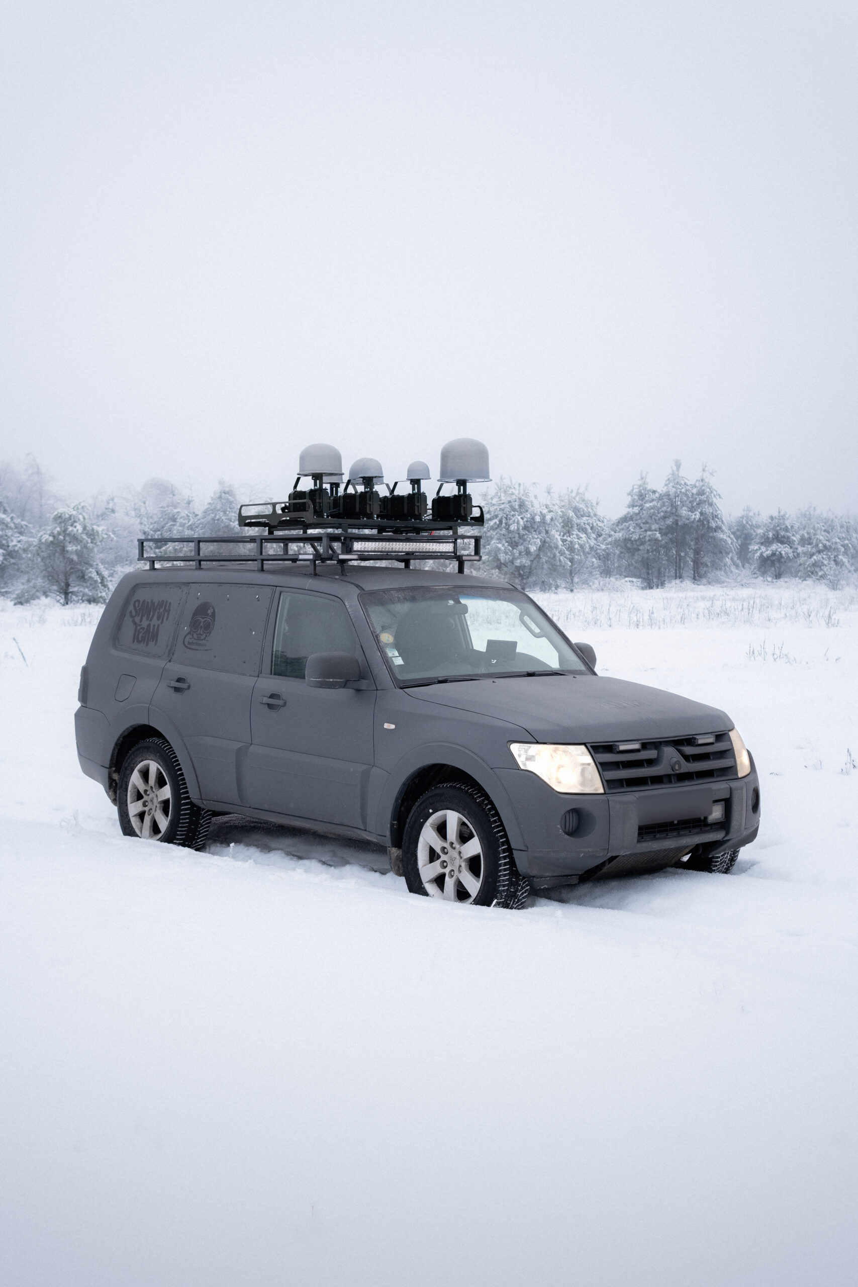 Кейсевак на базі Mitsubishi Pajero для медичної евакуації з зони бойових дій.