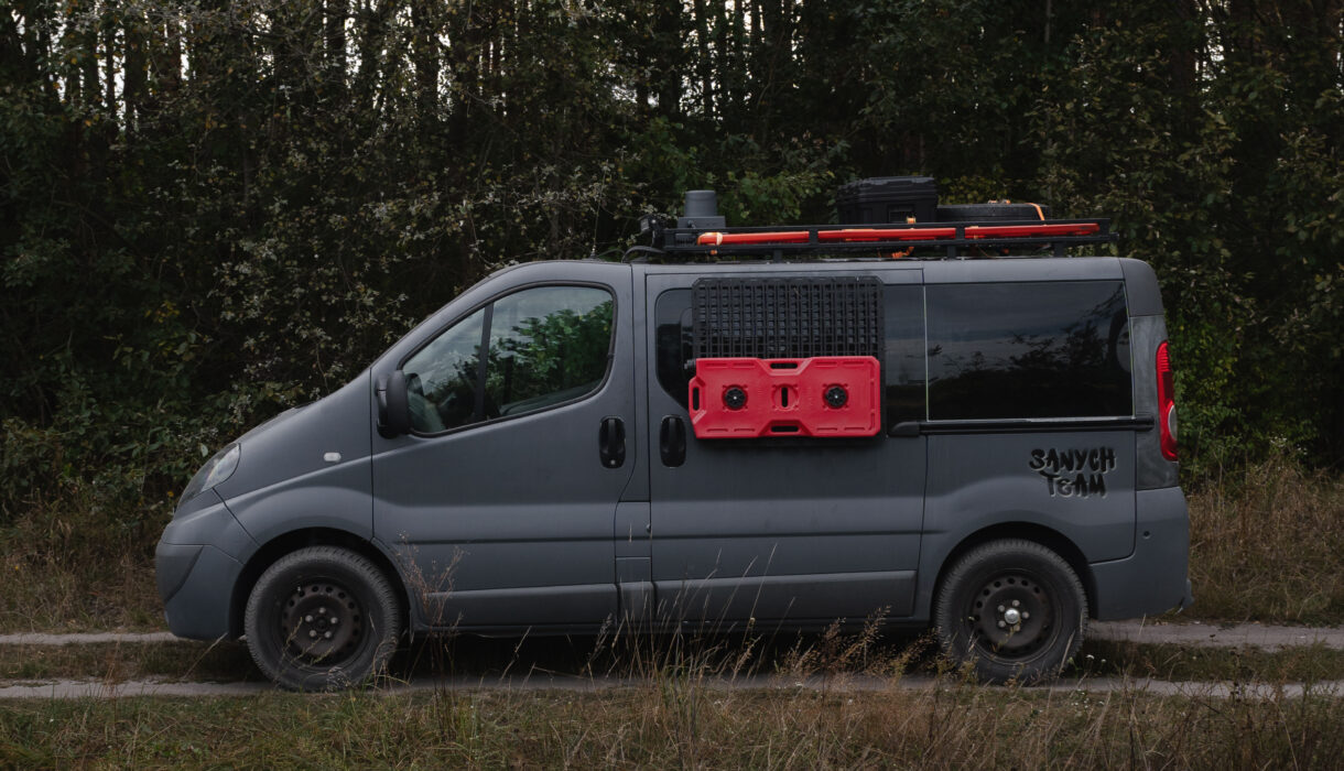opel-vivavo-outdor-equipment