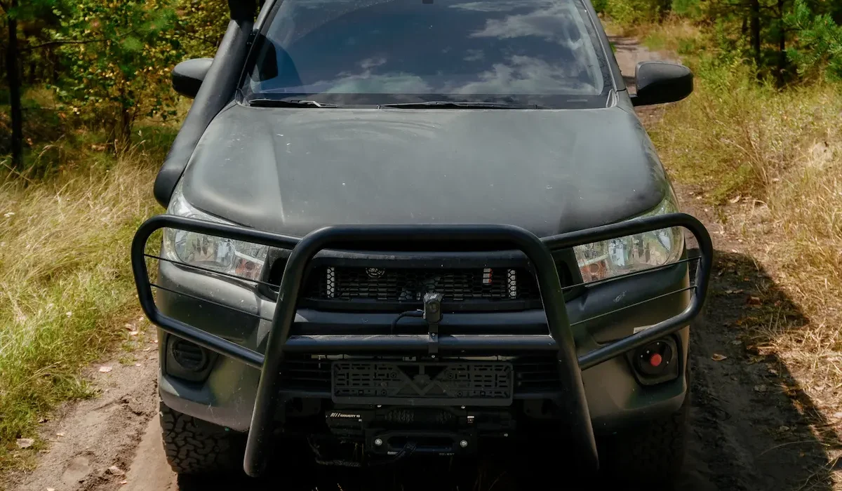 Броньований медичний пікап Hilux CASEVAC плаский РЕБ